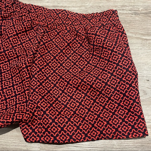 Preppy Jacquard Red Black High Rise Dress Shorts by Moonlight - Size Large - Picture 5 of 9